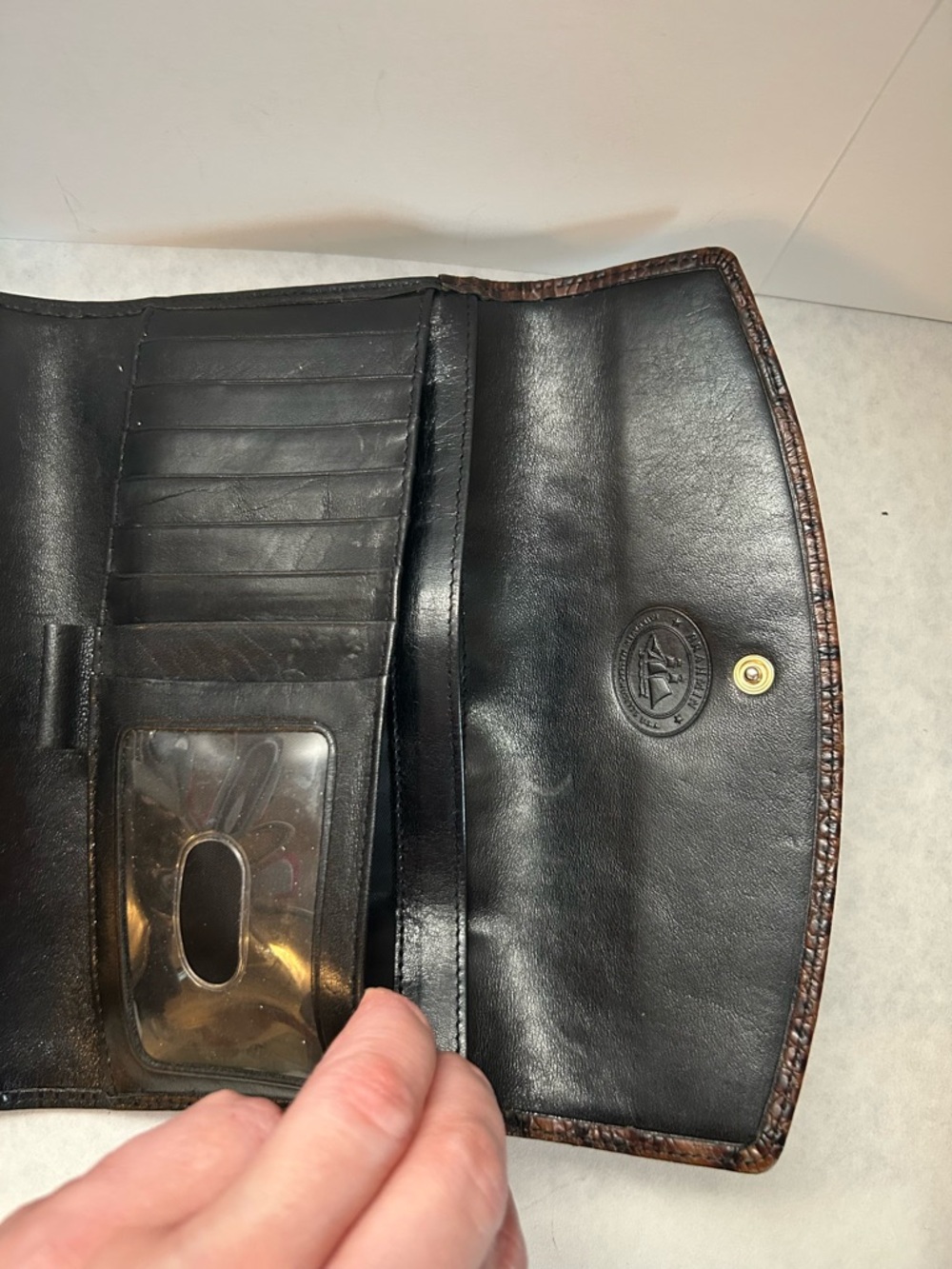 Brahmin Tuscan Two-tone Leather Tri-fold Checkbook Wallet w/Removable Cover EUC - Picture 12 of 15